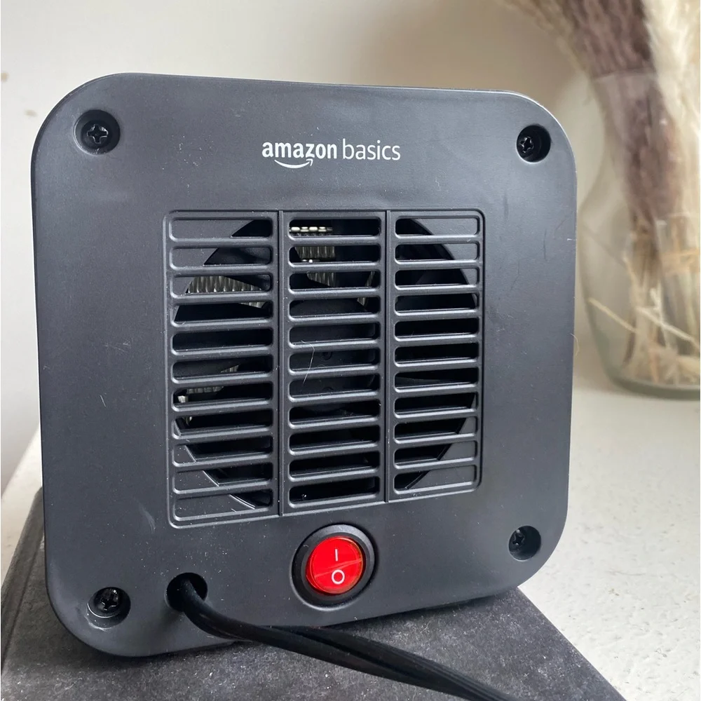 Amazon essentials Space Heater for Indoor Use Electric Fireplace - Picture 5 of 6